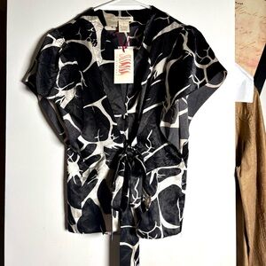 Vertigo Paris Black and White Abstract Top, “Vintage LA”
